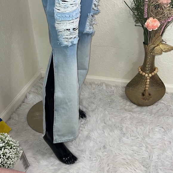 Colombian Jeans - Picture 8 of 17